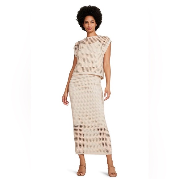 Steve Madden Knit Midi Skirt in Beige Size Small - Picture 2 of 6